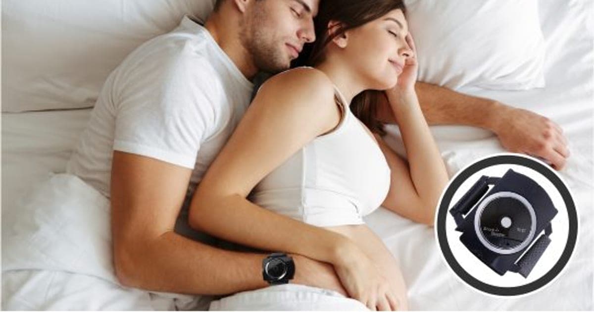 Couple sleeping in white bedding, the man wearing a black SnoreRem Plus wristband, with an inset of the round-faced band