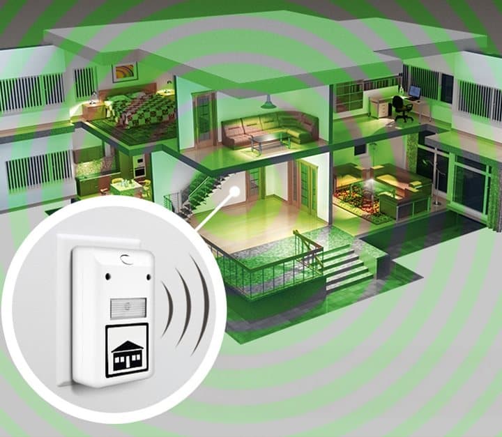 Illustration of a house with green waves spreading from a Riddex device through the walls