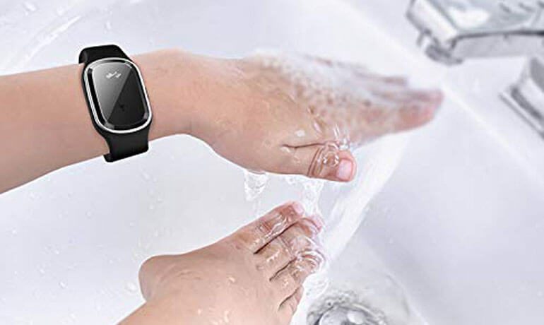 MoskiX Band Review: Best Anti Mosquito Pest Control Insect Safe for Adults Kids Indoor/Outdoor 14 Anti Mosquito Pest Control Insect Safe for Adults Kids Indoor