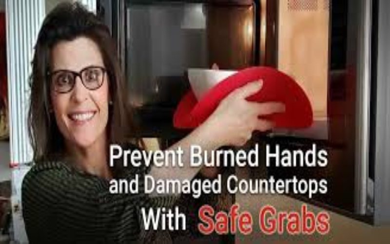 Safe Grabs Review 2023: Is it the Best Silicone Kitchen Mat? 1