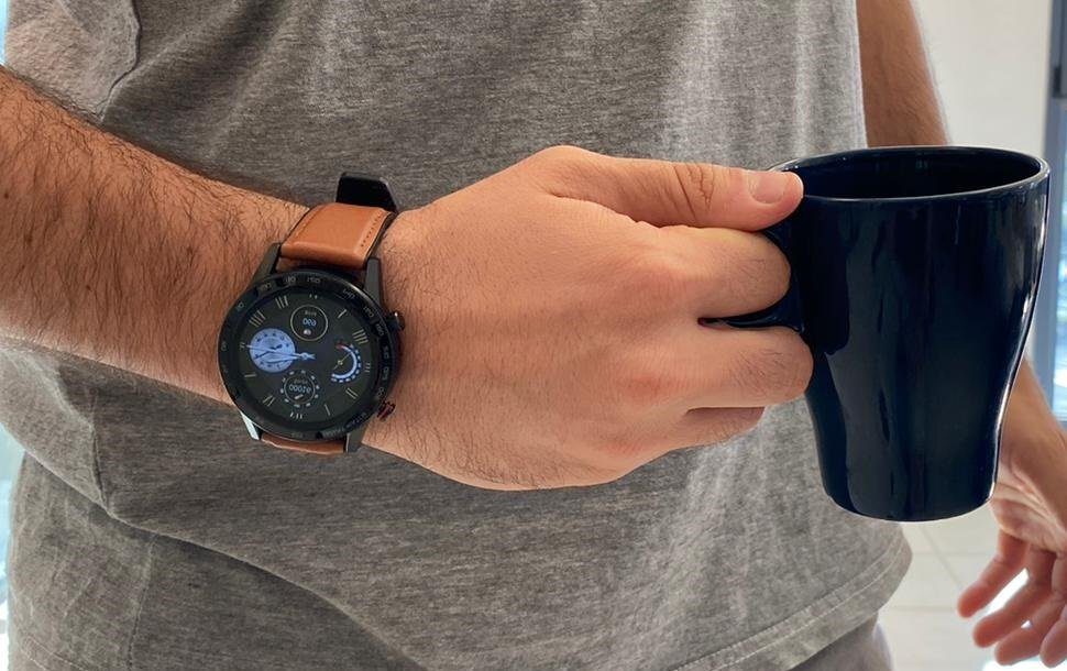 R40 Smartwatch Review - Read This Before Buying In 2023 5
